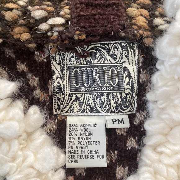 Vintage Curio Boucle Wool Blend Hooded Vest - Picture 9 of 11